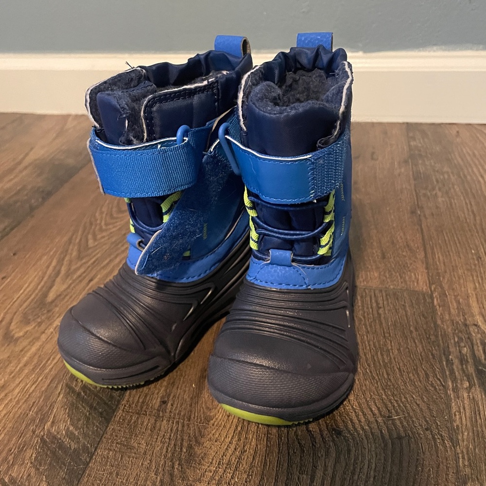 Merrell Kids Navy and Lime Snow Boots